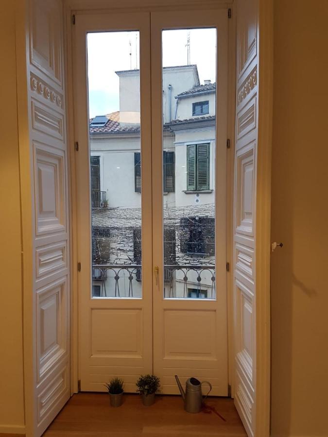 Via Roma Apartment Deluxe Salerno Exterior photo