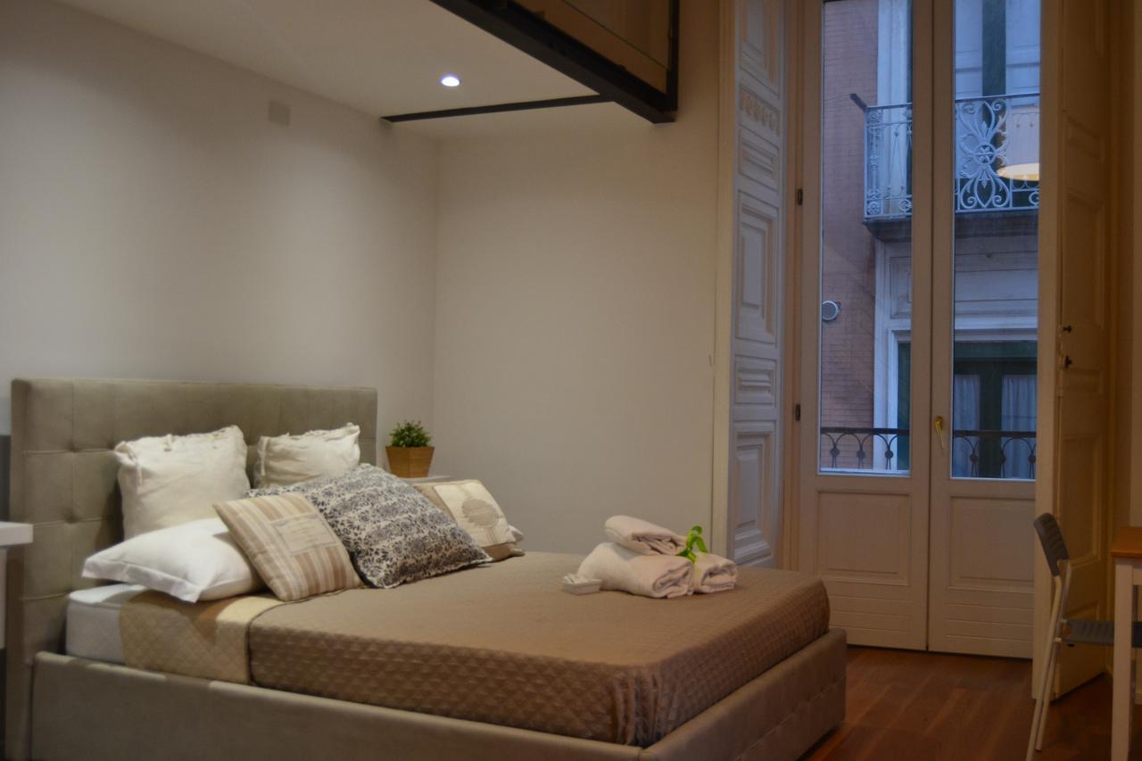 Via Roma Apartment Deluxe Salerno Exterior photo